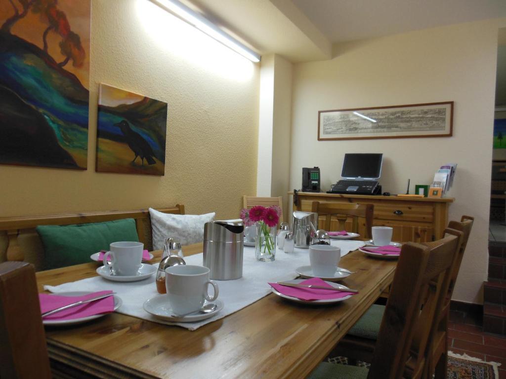 Hotel Alt-Rodenkirchen Кёльн Экстерьер фото